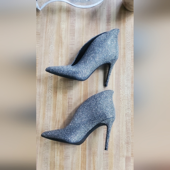 Jessica Simpson Sequin Ankle Boots - Picture 5 of 8